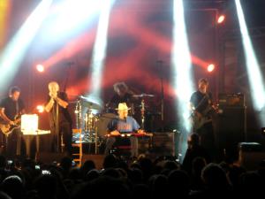 Ben Harper and Charlie Musselwhite (08)